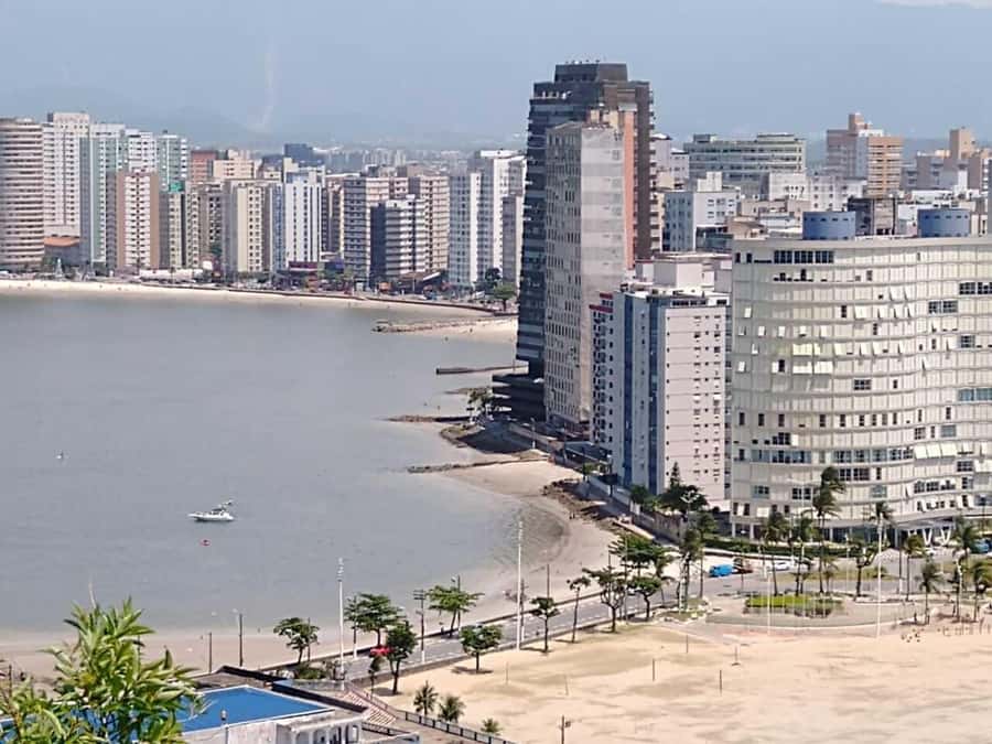 10-hour beach tour Santos: Shared with Tickets & Lunch - Pelé Museum: football history with a local connection
