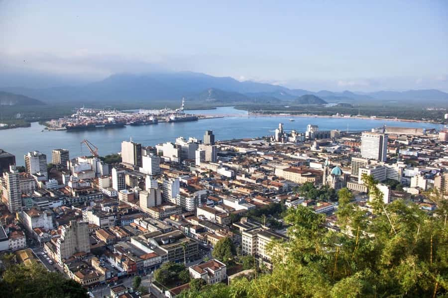10-hour beach tour Santos: Shared with Tickets & Lunch - Porchat Island for coastal views and photographs