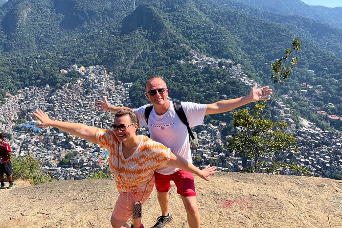 2h30 circuit in the Vidigal Favela - Through Vidigal’s alleys and everyday architecture