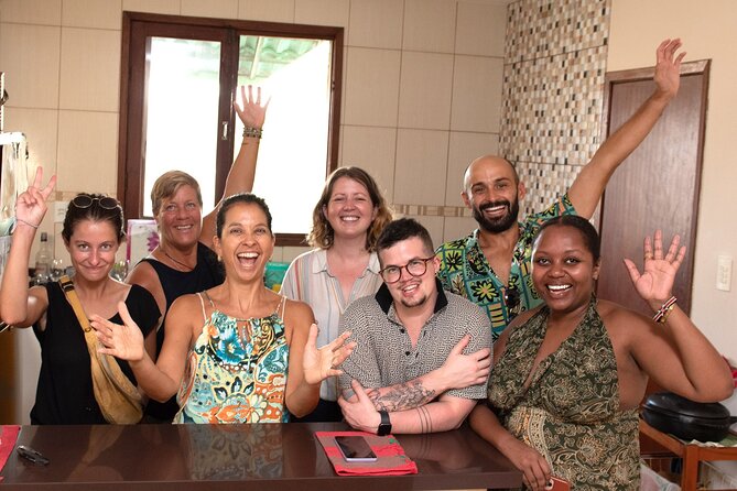 4h Cooking Class in Salvador with 9 Recipes & Bottomless Drinks - Group size and the feel of the evening