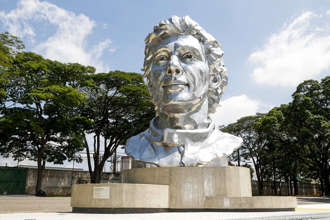6 Hour Ayrton Senna Tour – The Greatest Formula 1 Drivers of all Time - Paulista Avenue and Eduardo Kobra’s giant portrait