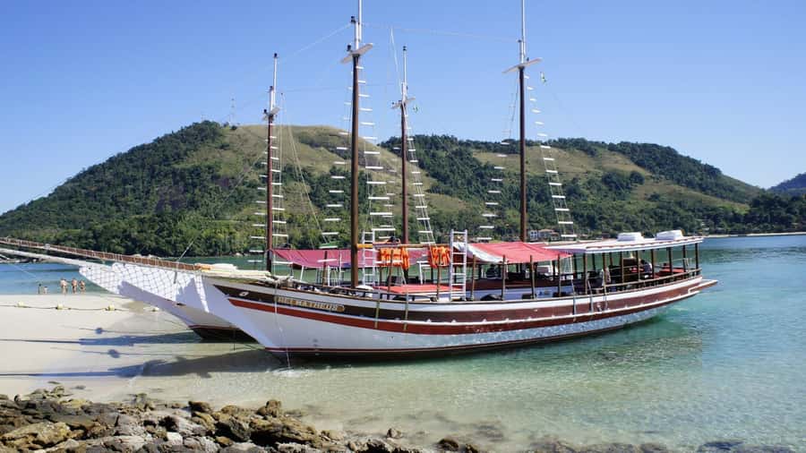 Angra dos Reis: Boat Tour in Ilha Grande and Lagoa Azul - Should you book the Angra dos Reis schooner tour?