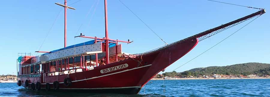 Armação dos Búzios: 3-Stop Schooner Boat Ride - Ilha Feia, Moías, and Manguinhos