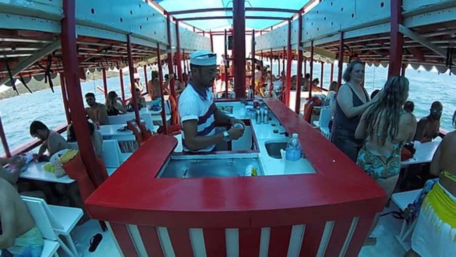 Armação dos Búzios: 3-Stop Schooner Boat Ride - The schooner, seating, and family setup