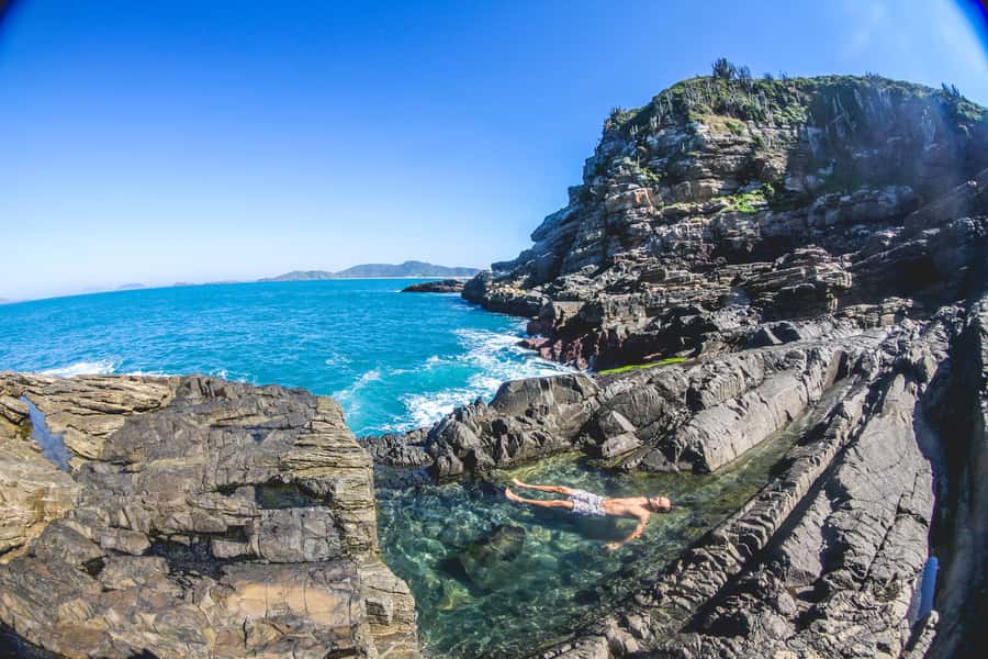 Armação dos Búzios: Walk Through the Natural Pools in Búzios - Weather, water, and safety