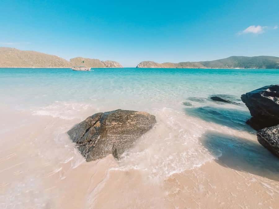Arraial do Cabo, Brazil's version of the Caribbean. - Fenda de Nossa Senhora and Pedra do Gorila