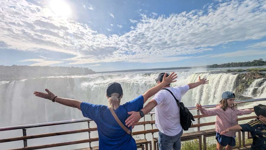 Brazil & Argentina: Iguazu Falls Both Sides in One Day - Key points at a glance