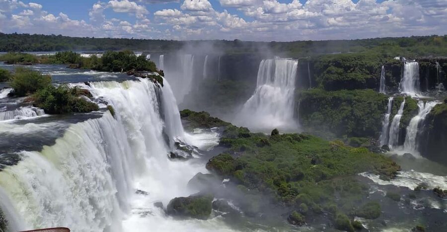 Brazil & Argentina: Iguazu Falls Both Sides in One Day - Crossing the Fraternity Bridge without losing the afternoon