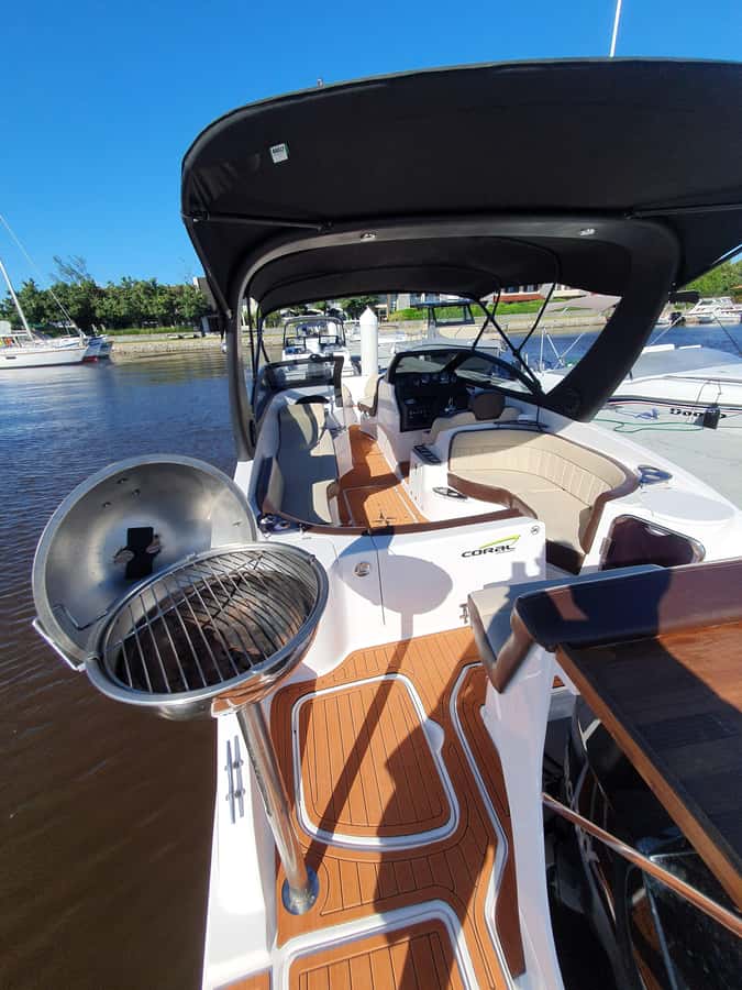 Búzios: Speedboat tour of 2 islands and 11 beaches - Feia Island and the open-water feel