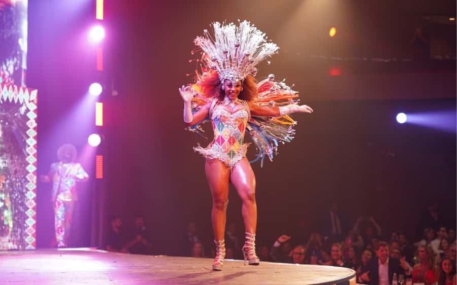 By Night Tour: Roxy Dinner Show & Transfer - A former Copacabana cinema with a new night-time purpose