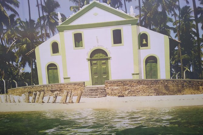 Carneiros Beach Tour - São Benedito Chapel and the character of the stop