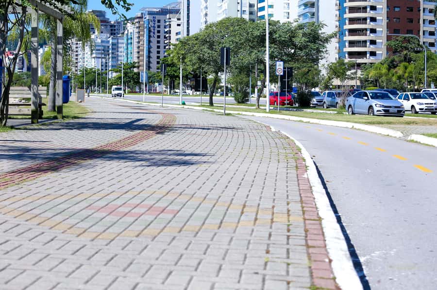 City Tour Florianópolis - Lunch and local life at Barra da Lagoa