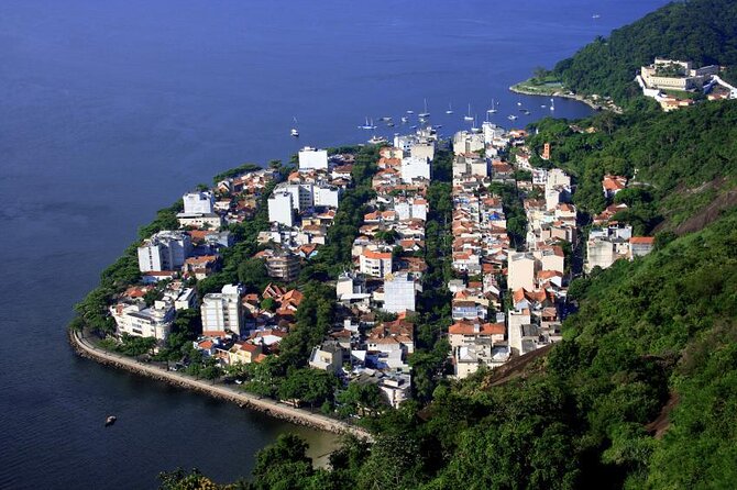 Climb Rio de Janeiro: Rock Climbing Tailored for All Levels - Why climbing Sugarloaf changes the Rio view