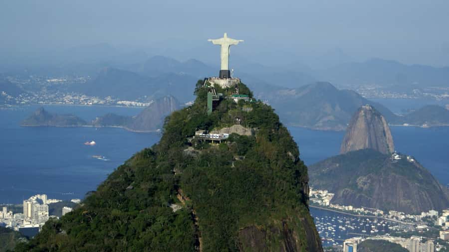 Corcovado and Sugarloaf Mountain Full-Day Tour - A quick look at downtown Rio