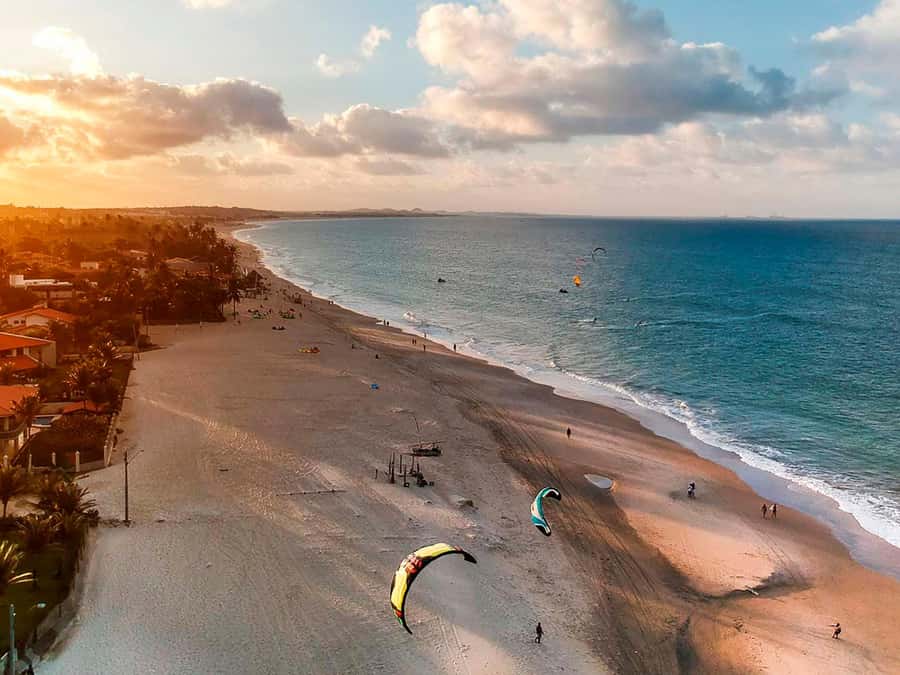 Cumbuco Adventure: Dune Rides, Lagoa do Catu & Coastal Views - Wind, kites, and Cumbuco’s beach culture