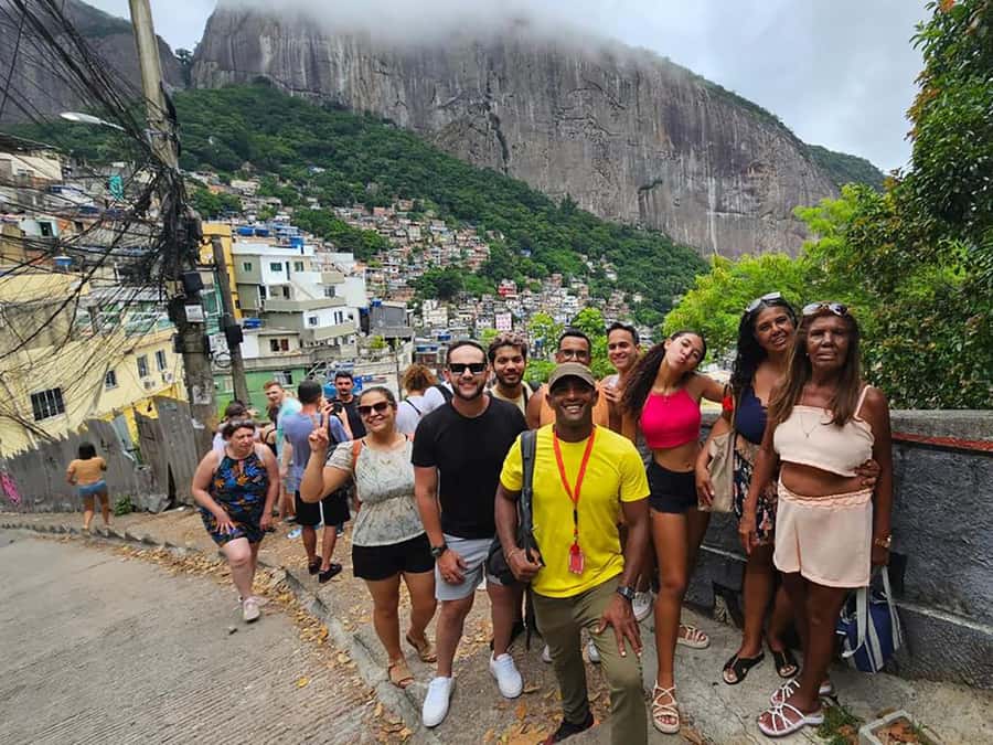 Discover Rocinha: Guided Tour of the Famous Favela - Murals, Graffiti, and Stories on the Walls