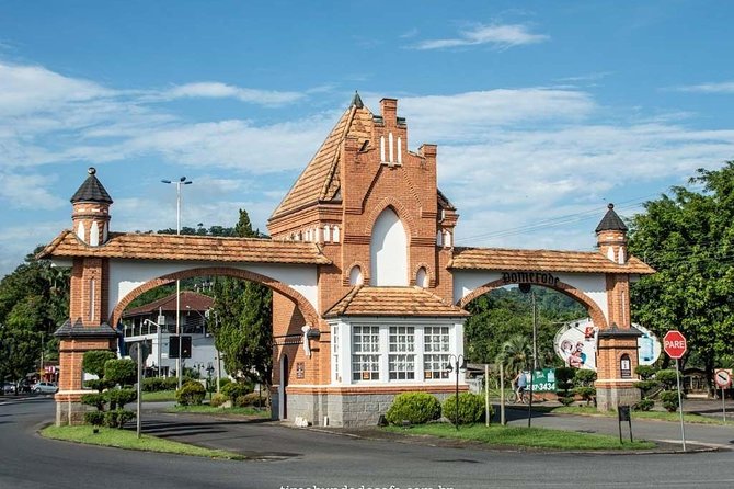 European Valley - Blumenau and Pomerode - Vila Germânica gives you lunch and festival atmosphere