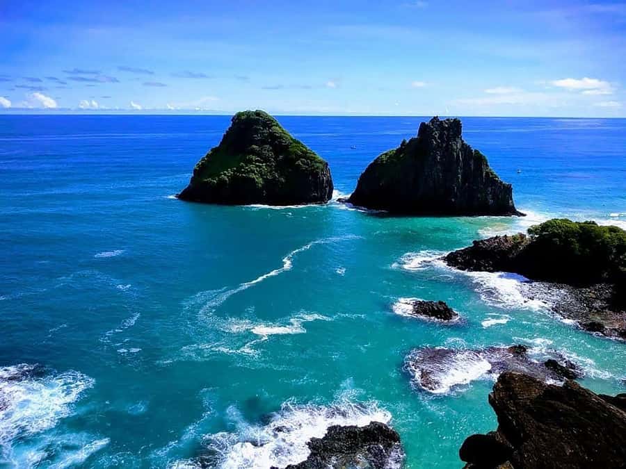 Explore Fernando de Noronha: 7-Hour Ilhatour - Praia do Sancho, Noronha’s Big Opening View