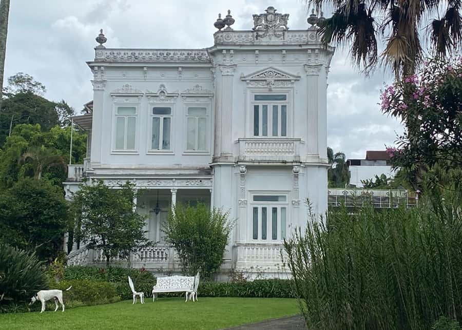 Explore Santa Teresa: Walking Tour - Largo dos Guimarães, the neighborhood’s social center