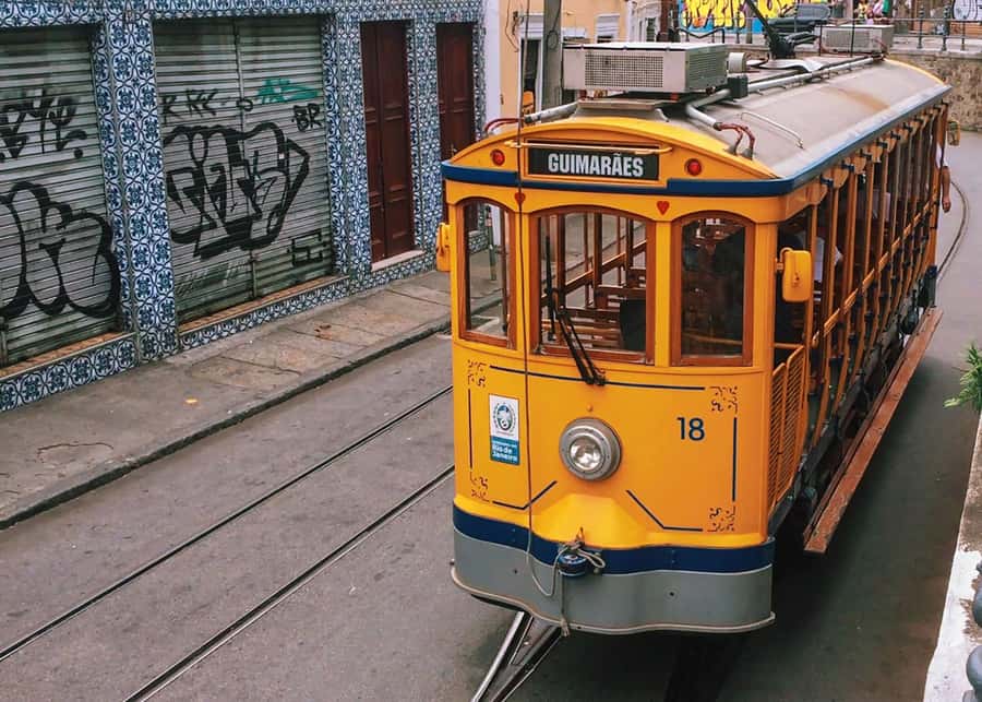 Explore Santa Teresa: Walking Tour - What the guide adds to the route