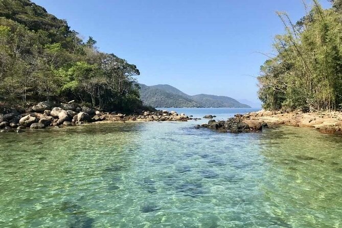Exploring Angra Dos Reis and Ilha Grande in One Day - Freguesia de Santana: a calm first swim