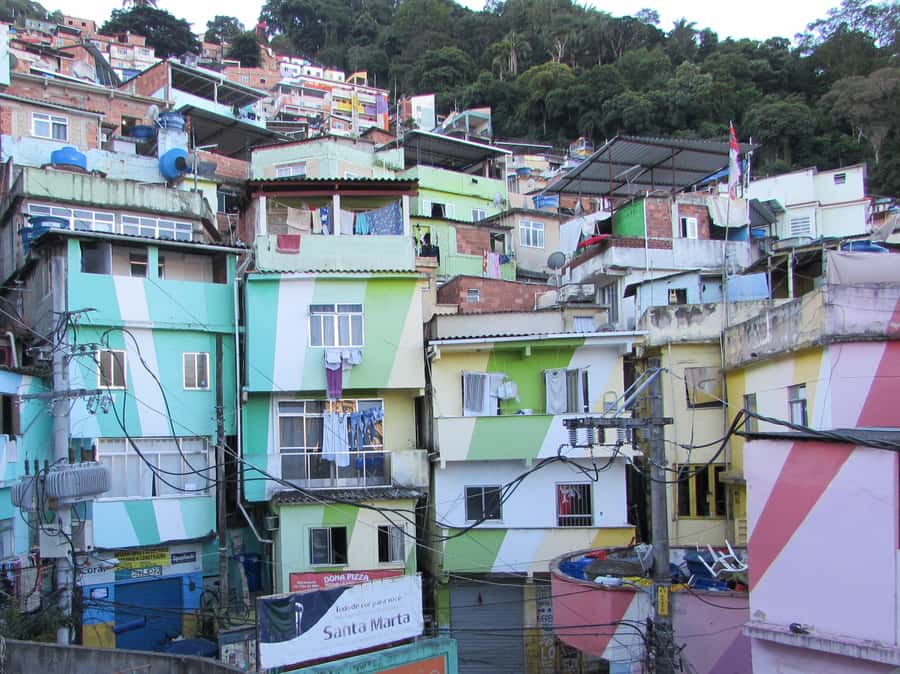 Favela Santa Marta: Walking Tour with local guide - The arts center, sports center, and social projects