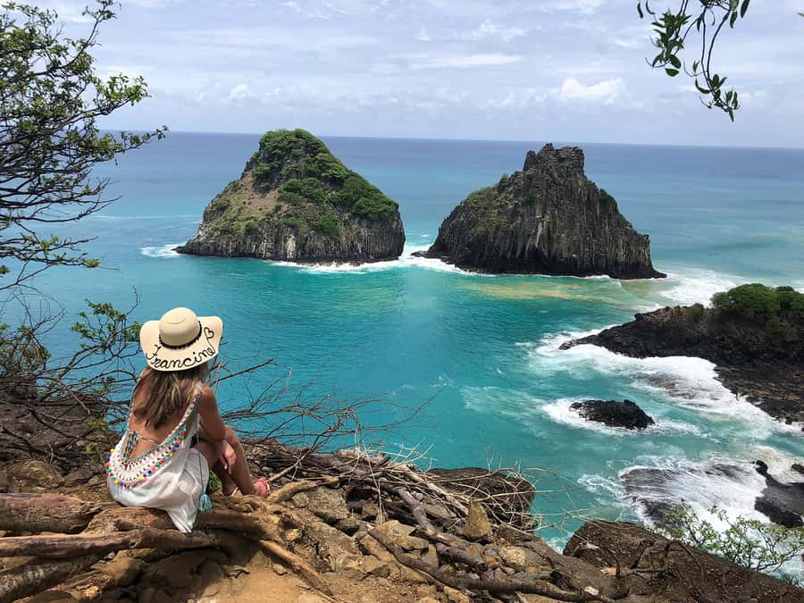 Fernando de Noronha: 7-Hour Island Adventure - Baía dos Porcos and a famous coastal view