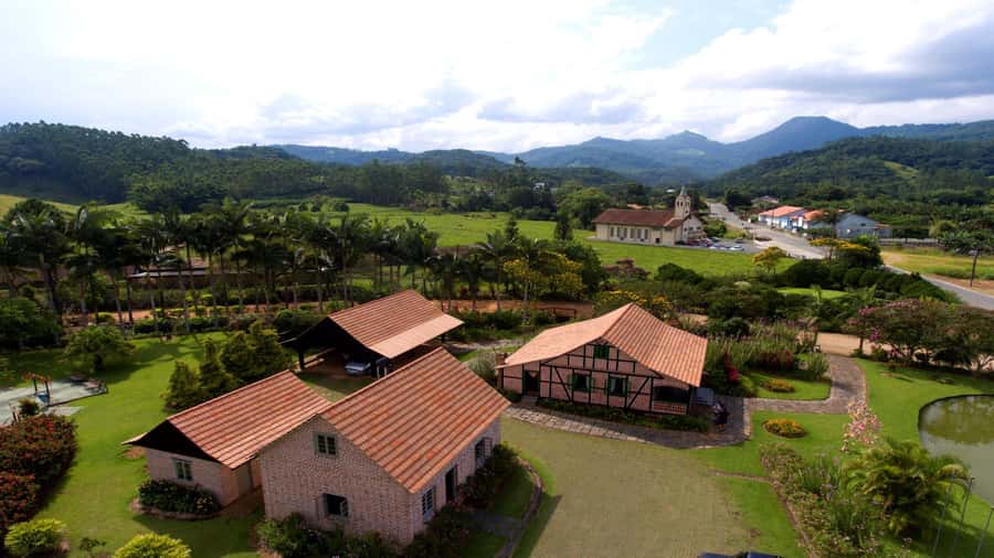 Florianópolis: Blumenau and Pomerode Germanic Route Day Trip - Blumenau’s beer story begins at Jardim da Cerveja