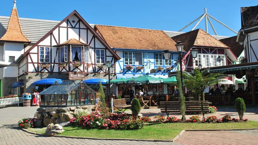 Florianópolis: Blumenau and Pomerode Germanic Route Day Trip - Schmidt Porcelain offers a look at local craftsmanship