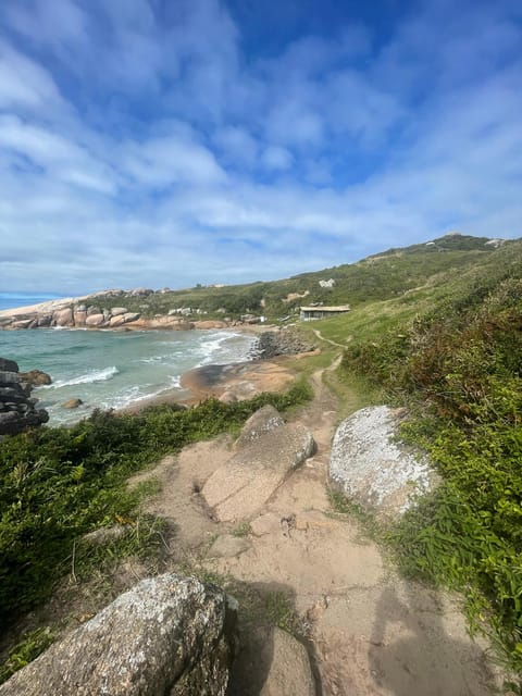 Florianopolis: Gravata Beach Trail with Picnic - A Brazilian picnic beside the bay