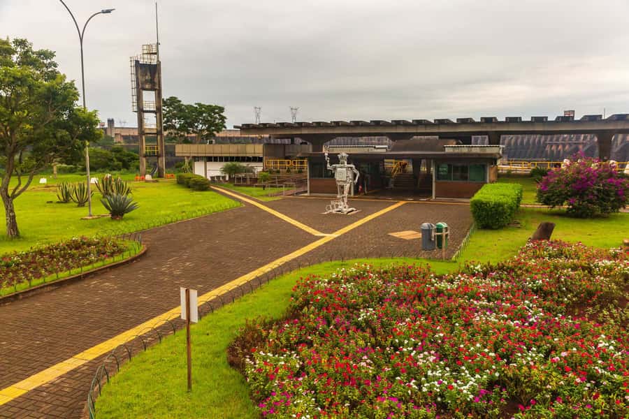 Foz do Iguaçu: Itaipu Hydroelectric Dam - Why Itaipu is worth your time