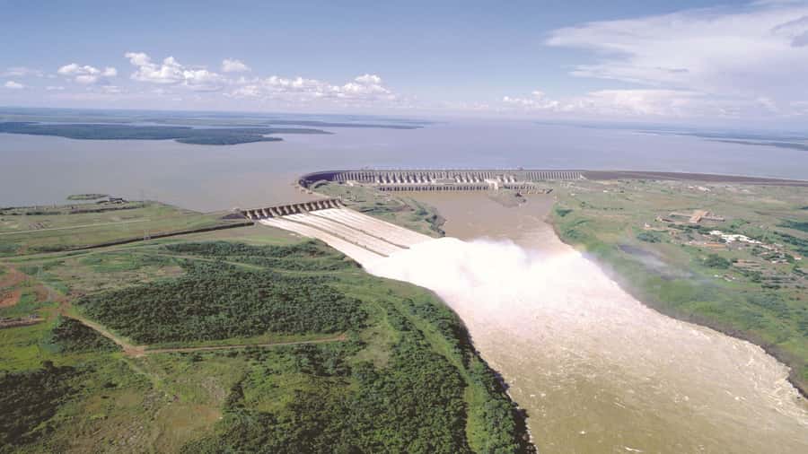 Foz do Iguaçu: Itaipu Hydroelectric Dam Guided Tour - Why Itaipu is worth seeing from Foz do Iguaçu