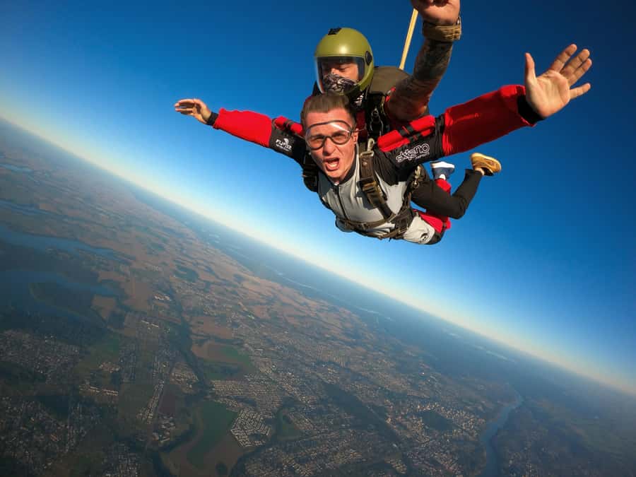Foz do Iguacu: Skydiving Experience with Photos and Videos - A 20-minute flight before the main event