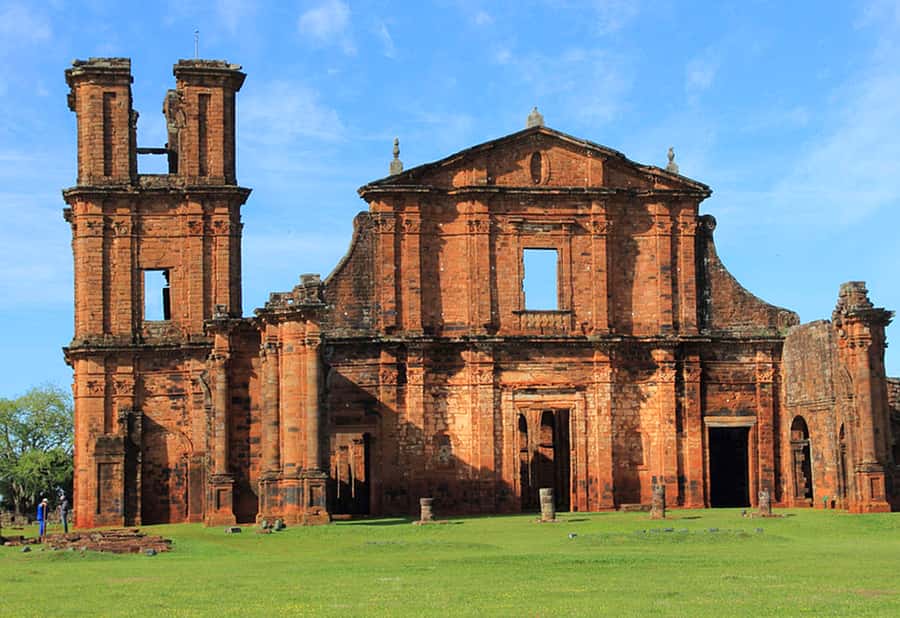 Foz do Iguaçu: Wanda Mines and San Ignacio Ruins Day Trip - The Day Runs on the Road