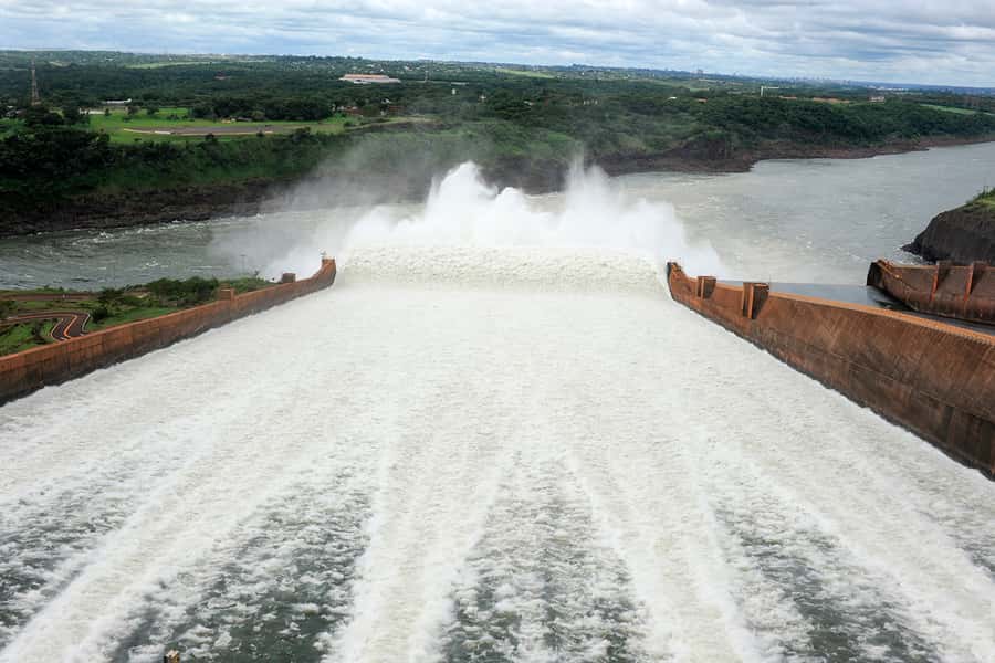 From Argentina: Iguazu Falls Brazil Side & Itaipu Dam - The $90 price needs a proper calculation