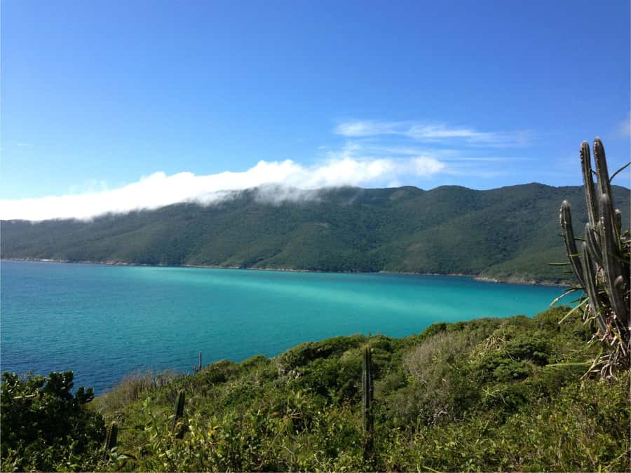 From Búzios: Arraial do Cabo and Cabo Frio Day Trip - Waiting at the port and boarding the boat