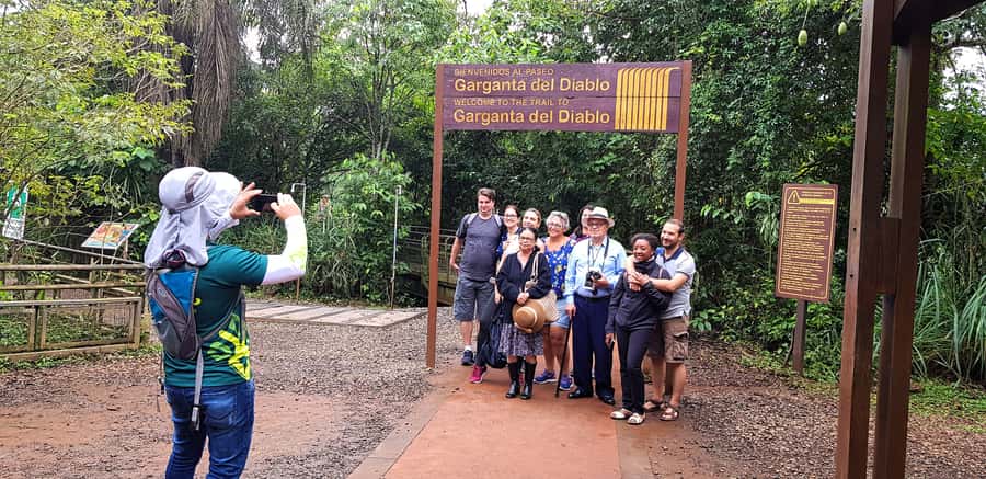 From Foz do Iguaçu: Argentinian Iguazu Falls with Boat Ride - Group size, guides, and the pace of the day