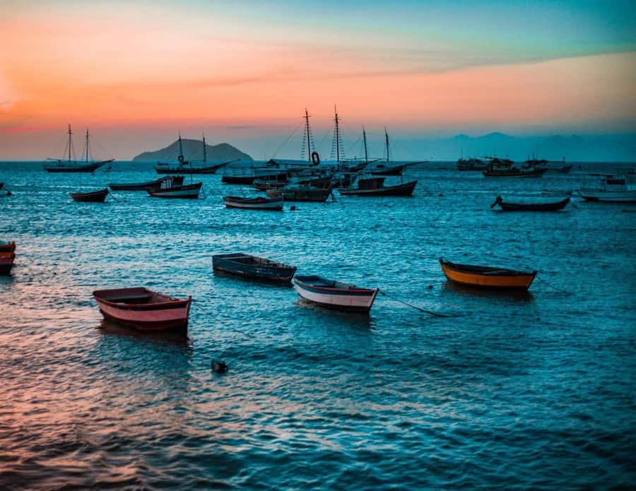 From Rio: Buzios Beaches Day Trip with Boat Ride and Lunch - Azeda and Azedinha: small coves and bright green water