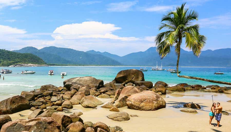 From Rio de Janeiro: Angra dos Reis & Ilha Grande Day Tour - Praia de Japariz and the late buffet lunch