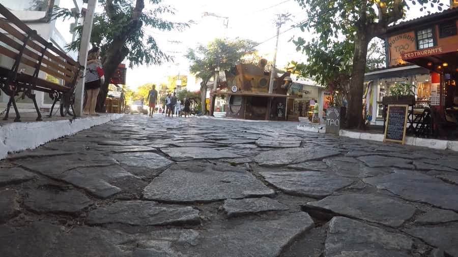 From Rio de Janeiro: Búzios Full-Day Boat Tour - Pickup risks and timing warnings