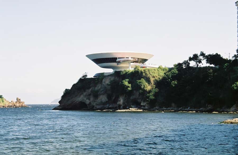 From Rio de Janeiro: Niterói Day Trip - Seeing the saucer-shaped MAC