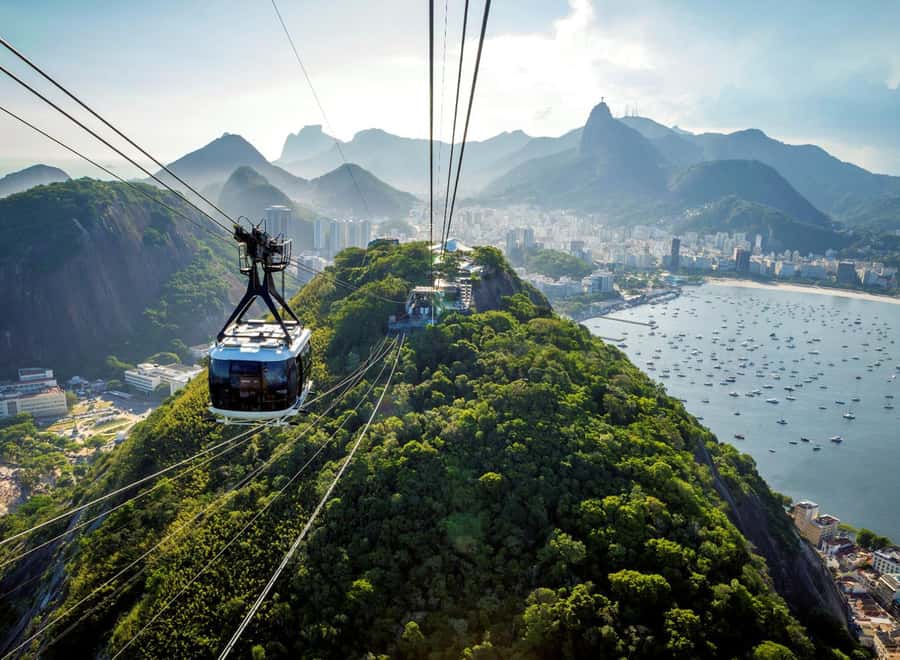 From Rio de Janeiro: Sugarloaf Mountain Tour with Cable Car - Why the two stops are worth your time