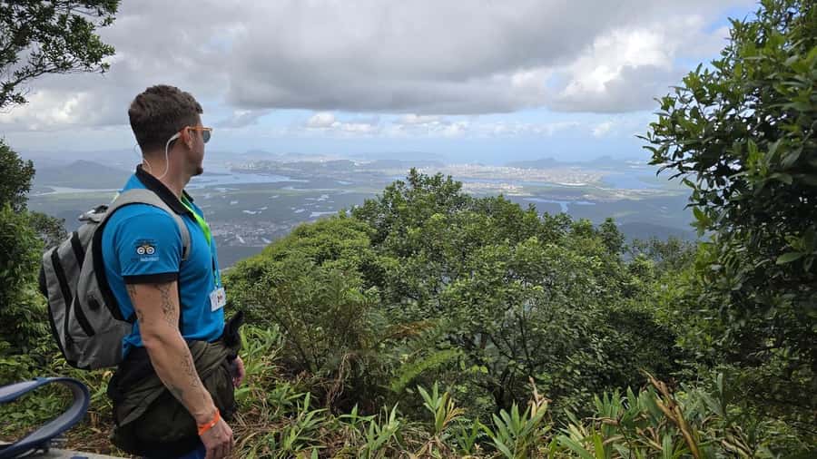 From São Paulo: Private Tour of Atlantic Forest & Valleys - The five-hour walk on an old paved road