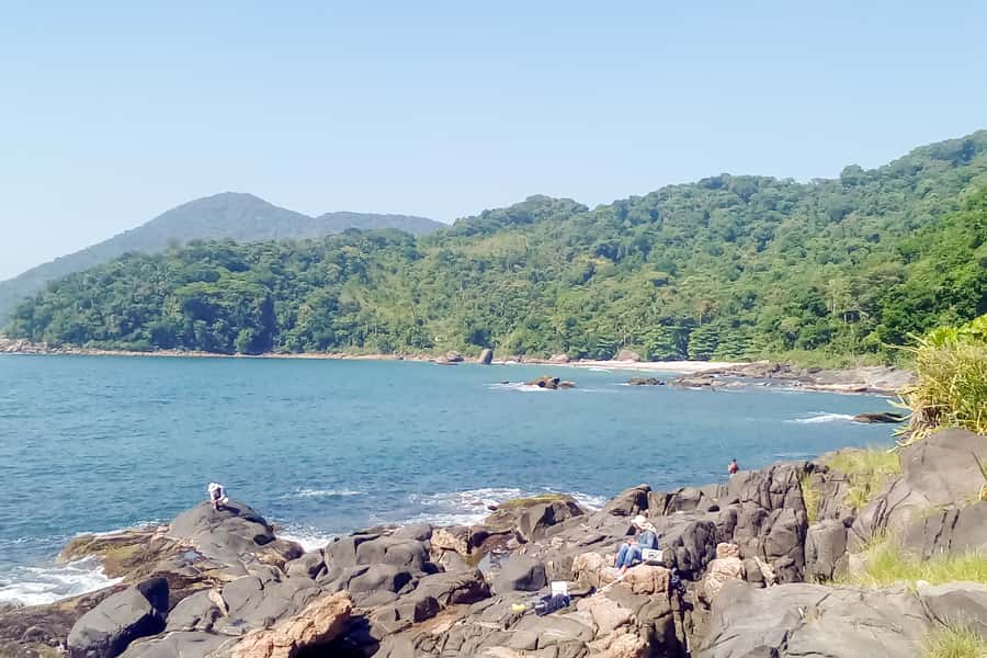 From São Paulo: Santo Amaro Island Trekking by Wild Beaches - White Beach is the first reward