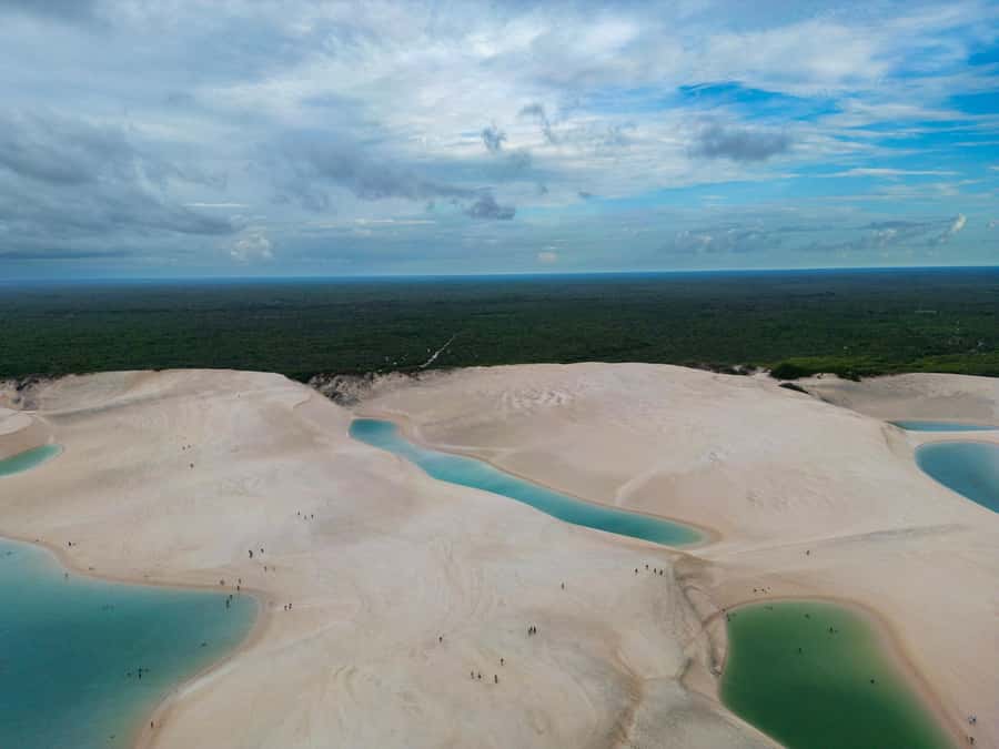 Full-day excursion Lencois Marnahenses, Lagoa Azul & Lagoa Bonita combined - Guides, language, and personal service