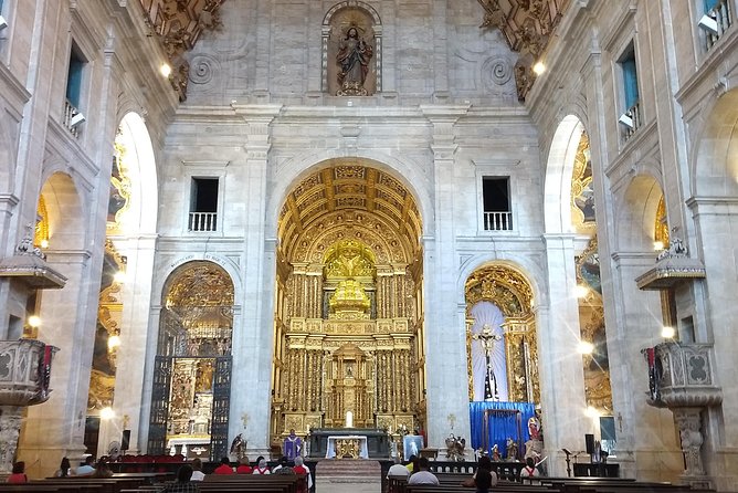 Full-Day Historic Private City Tour of Salvador with Lunch - Walking through Pelourinho’s five squares