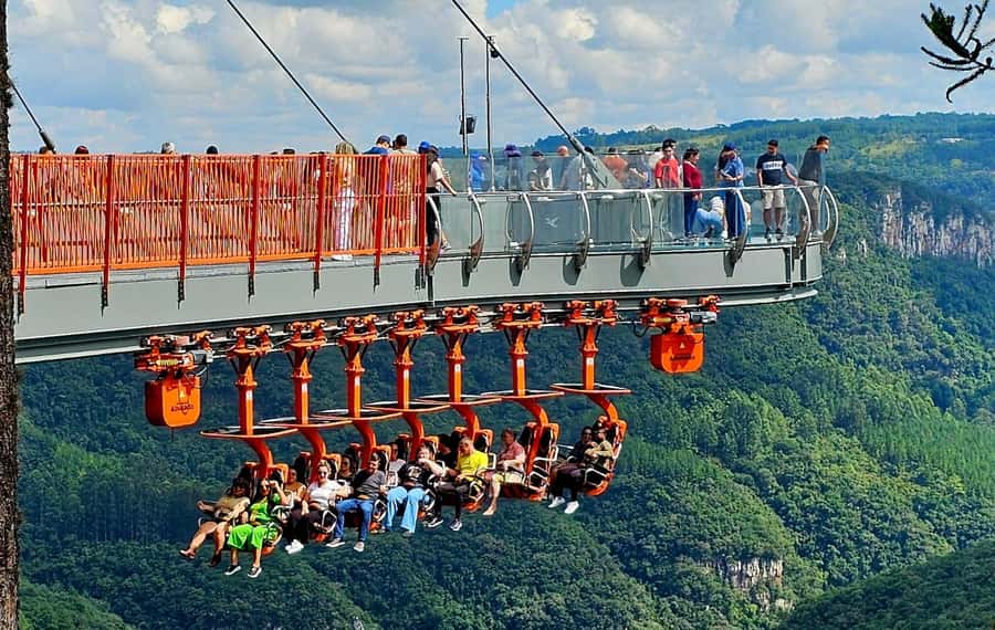 Gramado and Canela: Private Daytour from Porto Alegre - Canela’s cathedral and mountain character