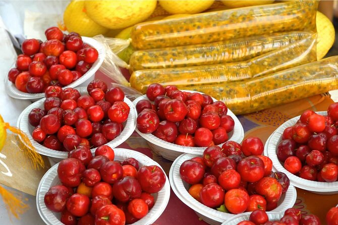 Guided Market Fruit Tasting in Rio with 15+ Exotic Flavors - Who will enjoy this morning in Ipanema?