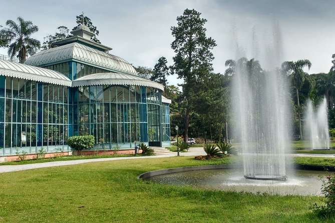 Guided Tour to the Imperial Cida of Petrópolis with Lunch - Santos Dumont’s compact house, A Encantada