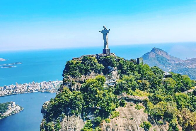 Helicopter tour in Rio de Janeiro - 25 Minutes - Lagoa, the Botanical Garden, and Jockey Club